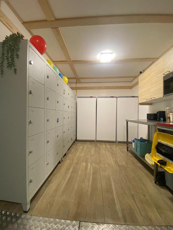 Bohobos Hostel 앙티브 외부 사진