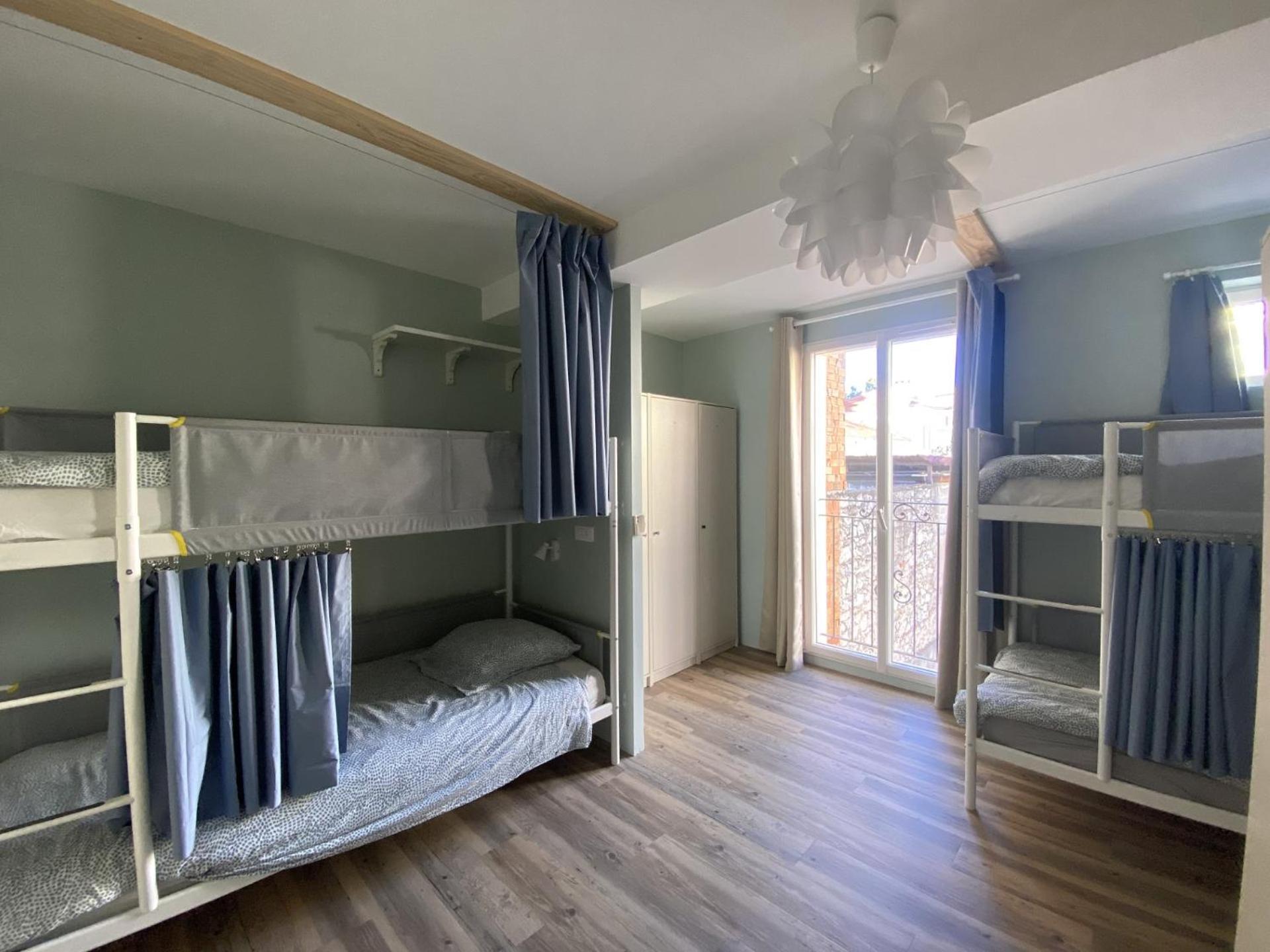 Bohobos Hostel 앙티브 외부 사진